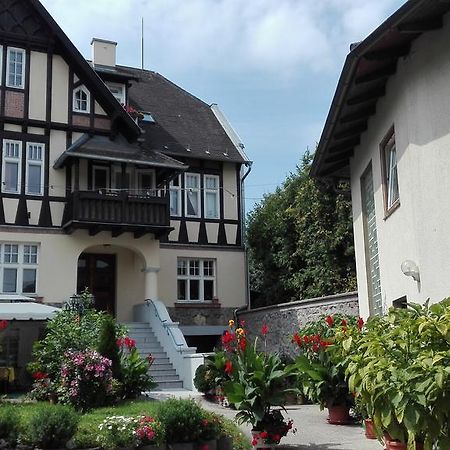 Appartamento Haus Zu Den Zwei Eichen Perchtoldsdorf Esterno foto